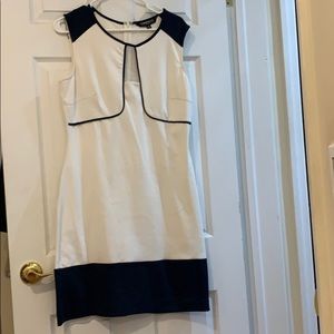 Sharagano dress in white and blue